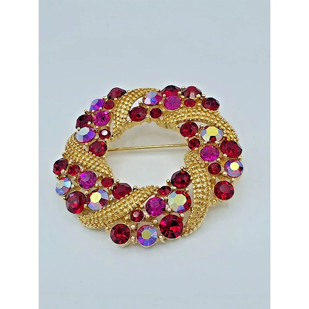 Lisner Wreath Brooch Vintage Crystal Red Aurora Borealis Retro Swirl Estate Pin